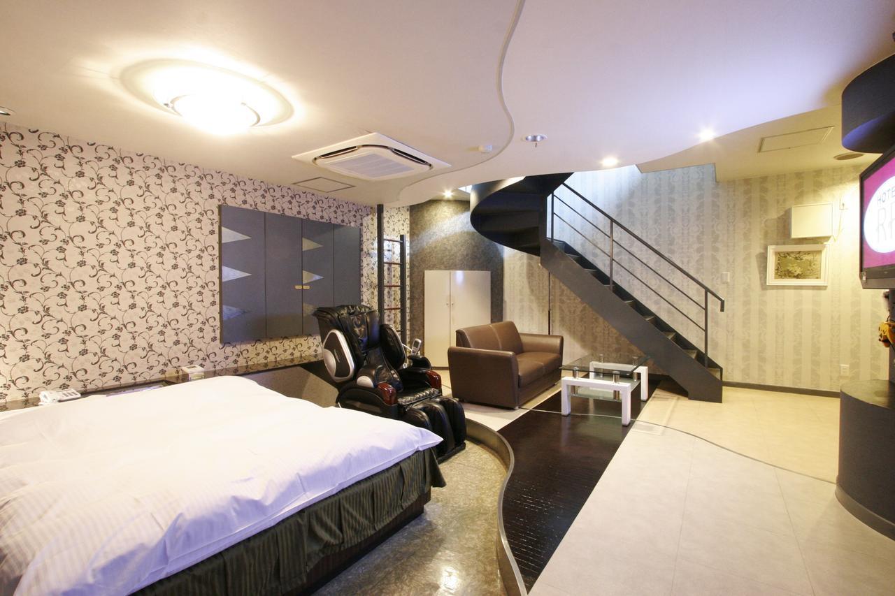 Hotel Rr (Adults Only) Yokkaichi Extérieur photo